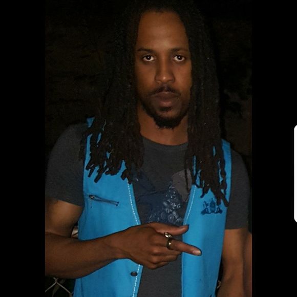 Meet your Posher, Roderick - Picture 1 of 1